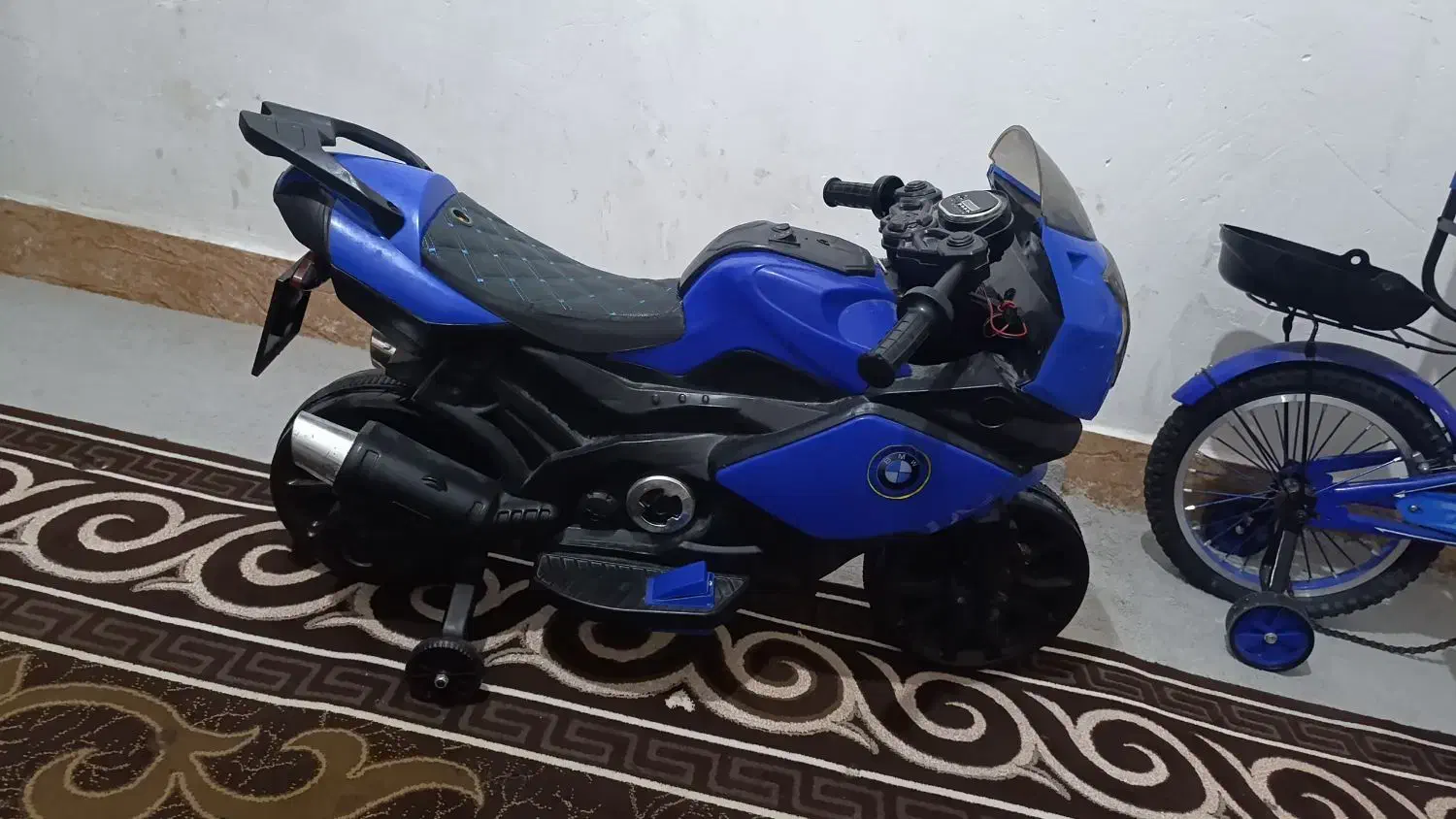 سام|اسباببازی بچه|شوشتر, |دیوار