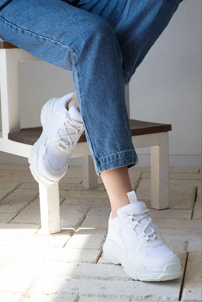 به یک مدل برای فروش نیازمند|استخدام هنری و رسانه|بروجرد, |دیوار