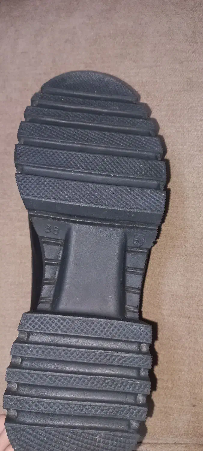 کفش نو|کیف، کفش، کمربند|قرچک, مهدیه|دیوار