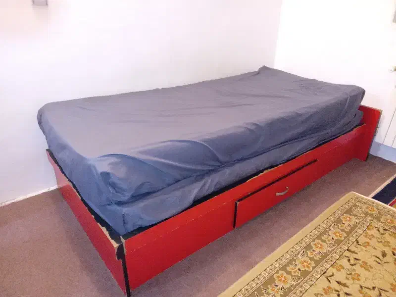 تخت یک نفره|تخت و سرویس خواب|بندر انزلی, مسکن مهر|دیوار