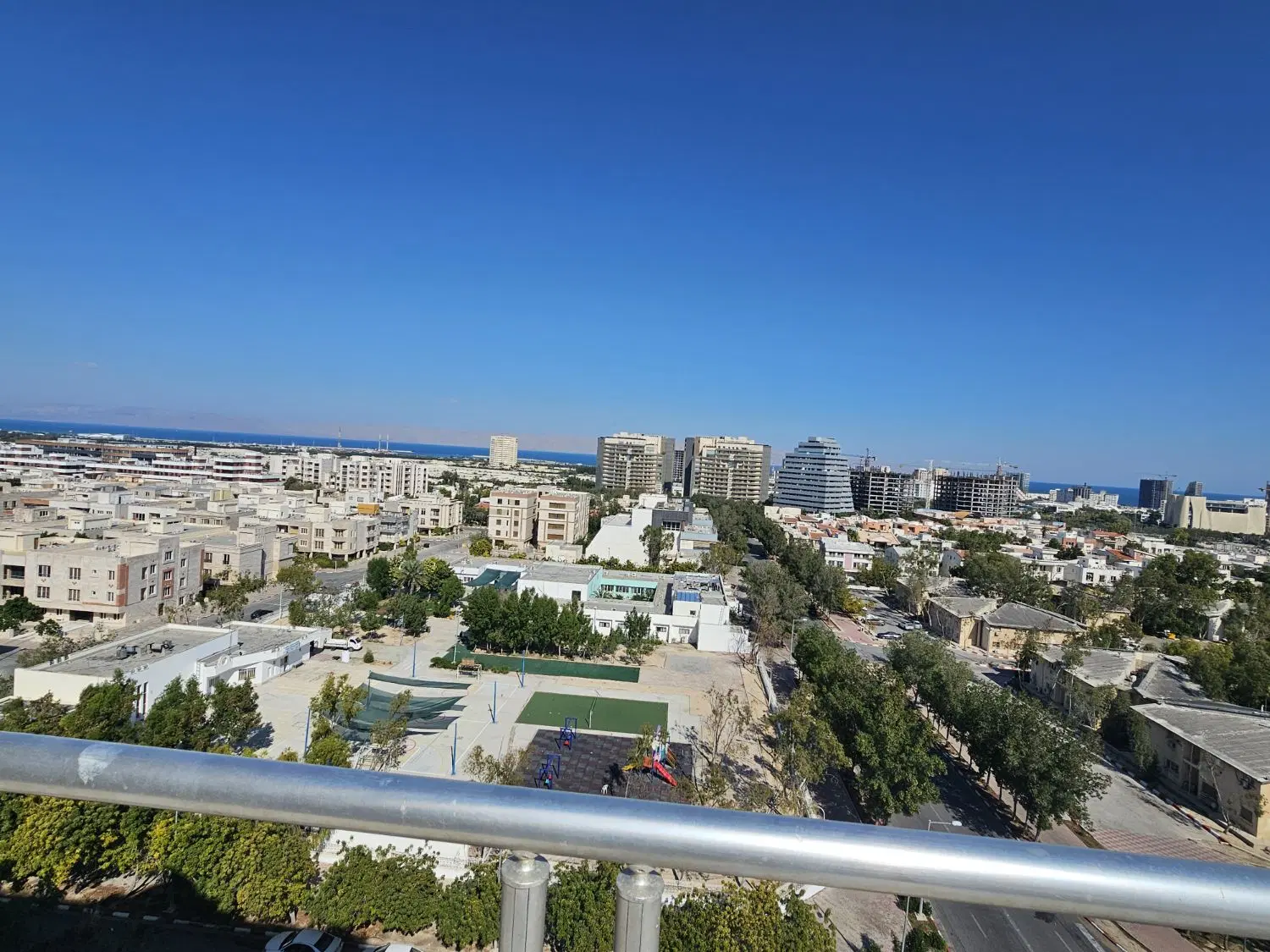 تصویر اصلی
