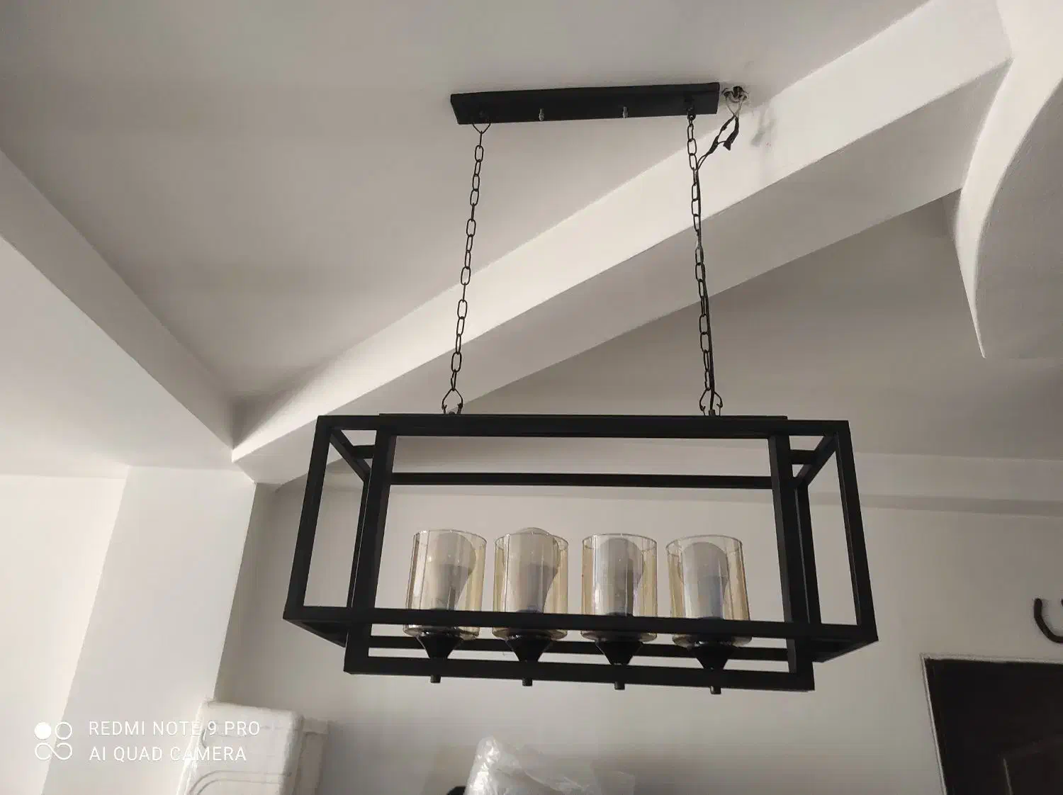 لوستر فلز سبک|لوستر و چراغ آویز|کرج, شاهین‌ویلا|دیوار