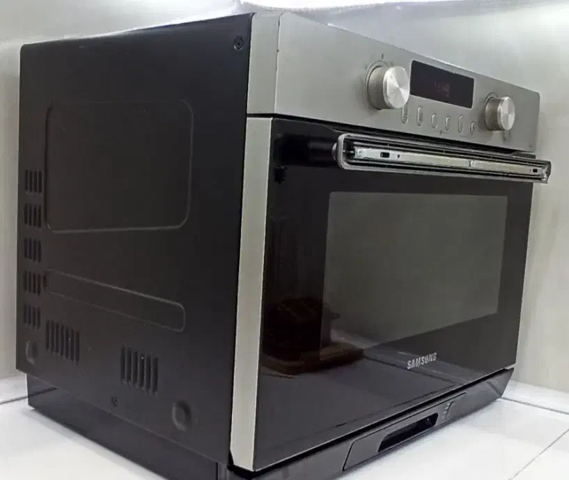 ماکروویو سامی۷|اجاق گاز و لوازم برقی پخت‌وپز|شاهین‌شهر, نظامی|دیوار