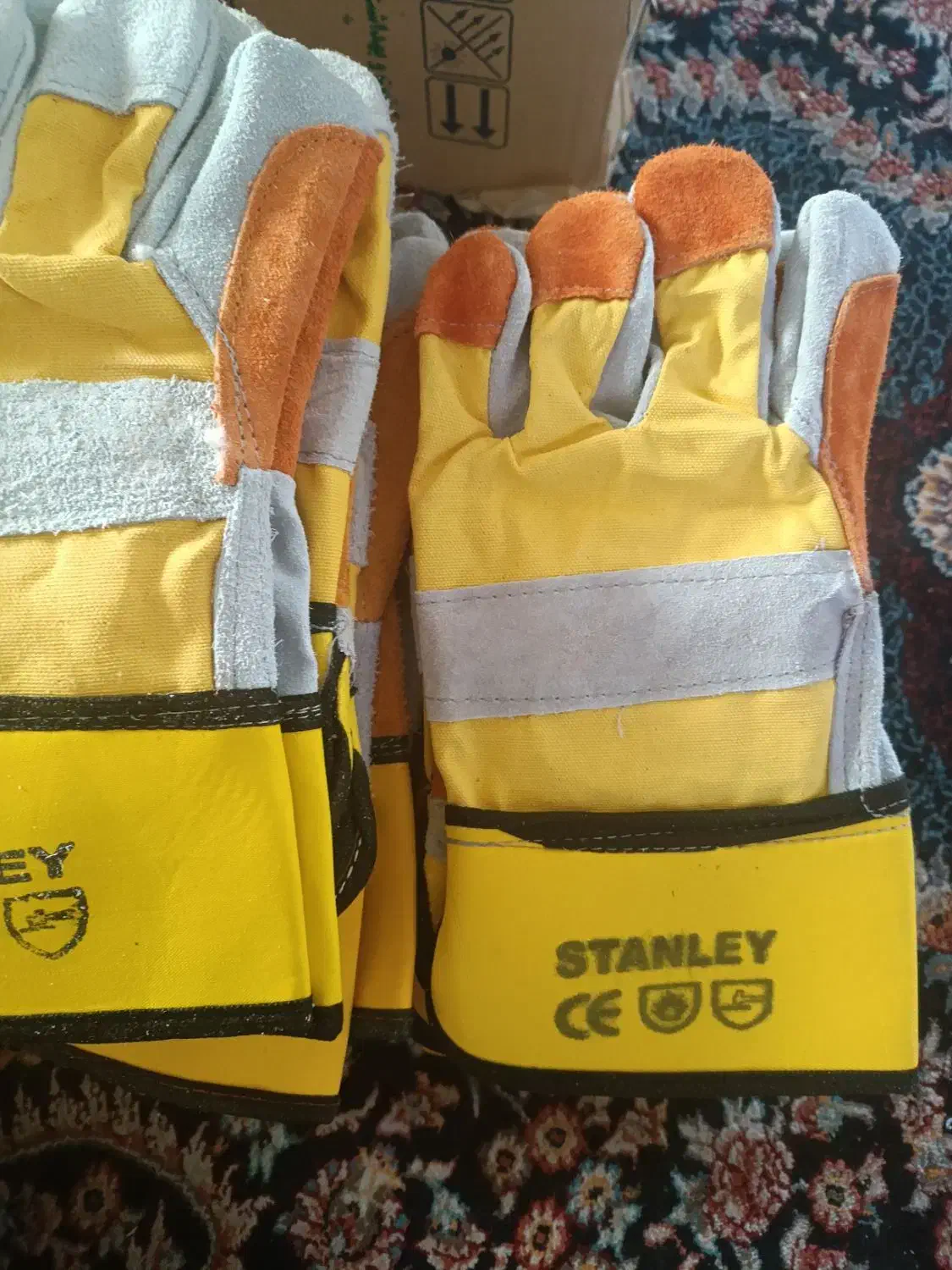 دستکش صنعتی و ماسک فیلتر دار|ابزارآلات|شیراز, قلعه نو|دیوار