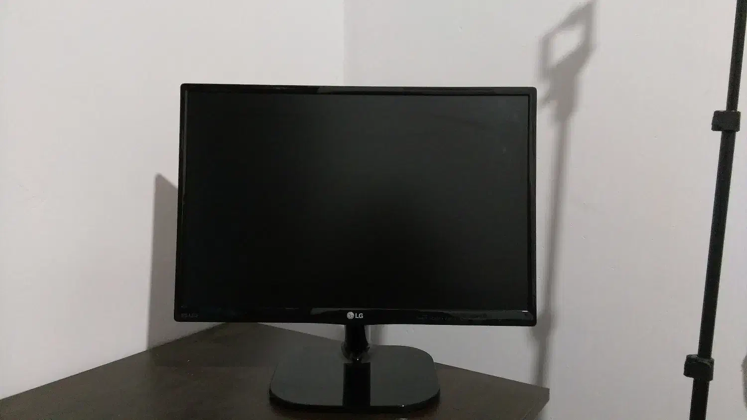 LG 20mp 48a|قطعات و لوازم جانبی رایانه|لاهیجان, کوی خزر|دیوار