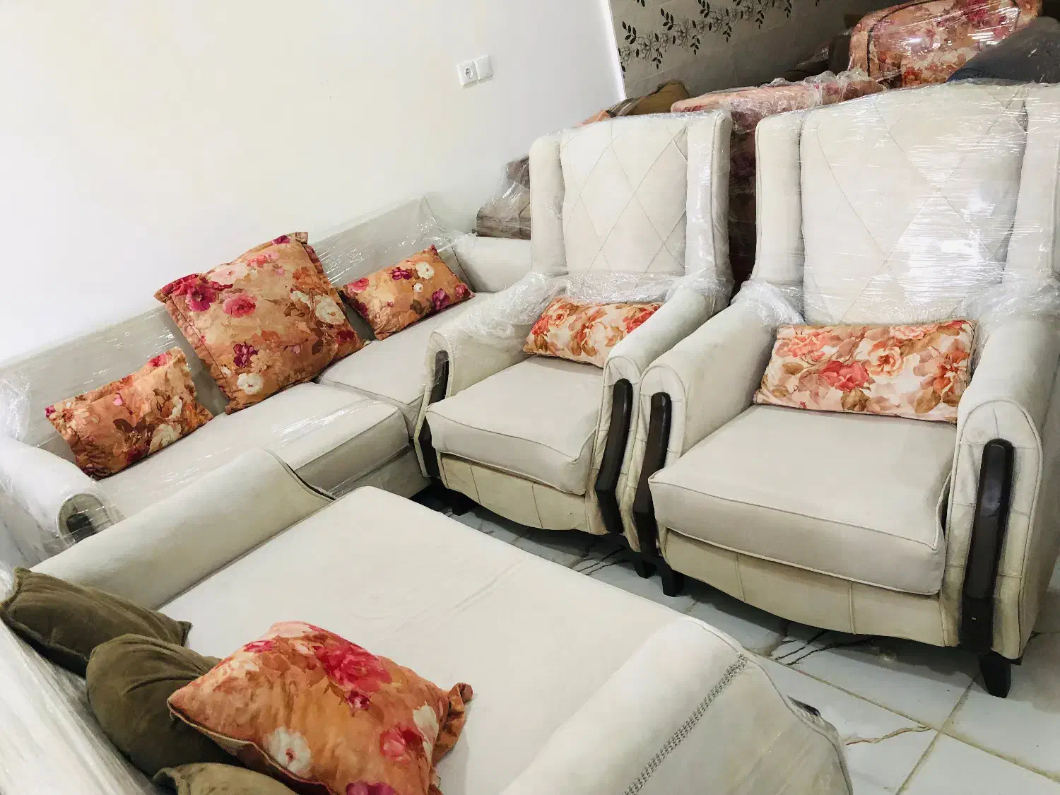 بار جدید مبل استوک رسید|مبلمان خانگی و میز عسلی|ایذه, |دیوار