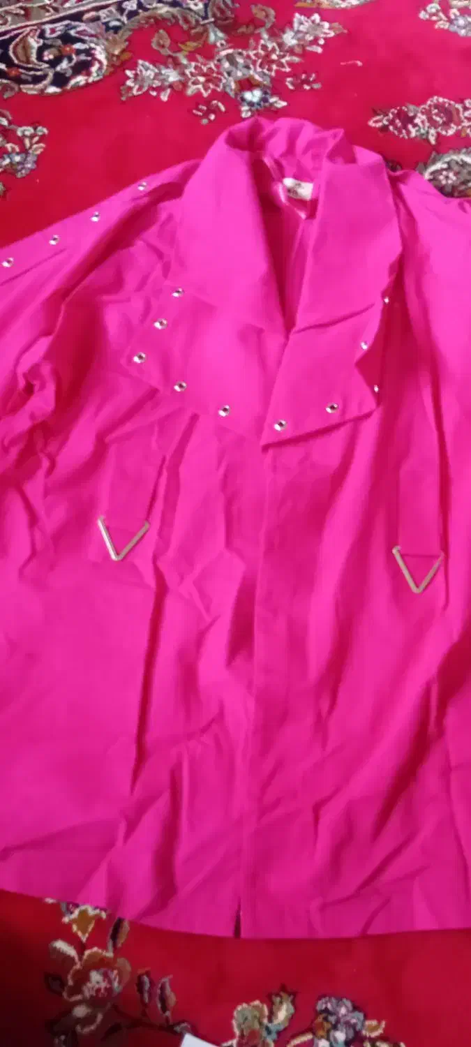 لباس شکت و هودی|لباس|قم, دروازه ری|دیوار