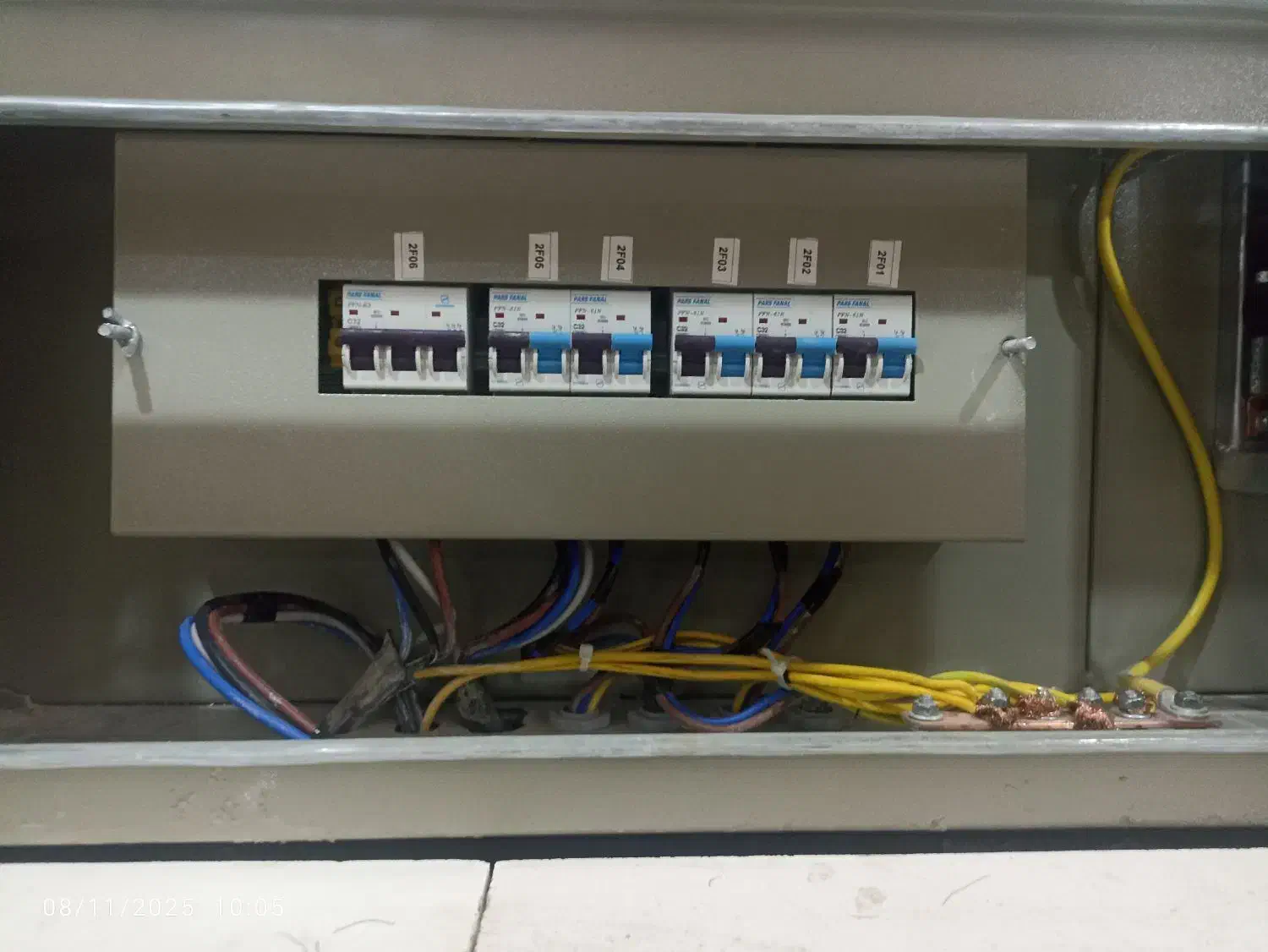 برق کاری ساختمان و صنعتی|خدمات پیشه و مهارت|بندر ترکمن, |دیوار