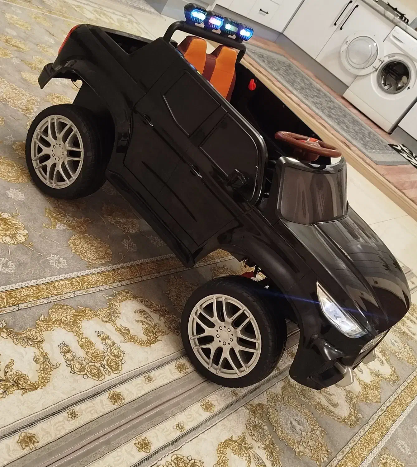 ماشین شارژی شاسی بلند چهار موتوره پرقدرت|اسباببازی|اردبیل, |دیوار