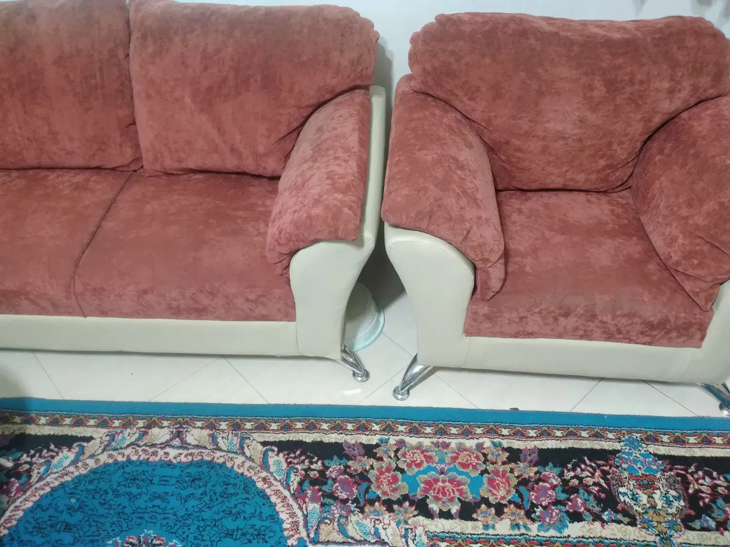مبل سالم|مبلمان خانگی و میز عسلی|گلبهار, شهر جدید گلبهار|دیوار
