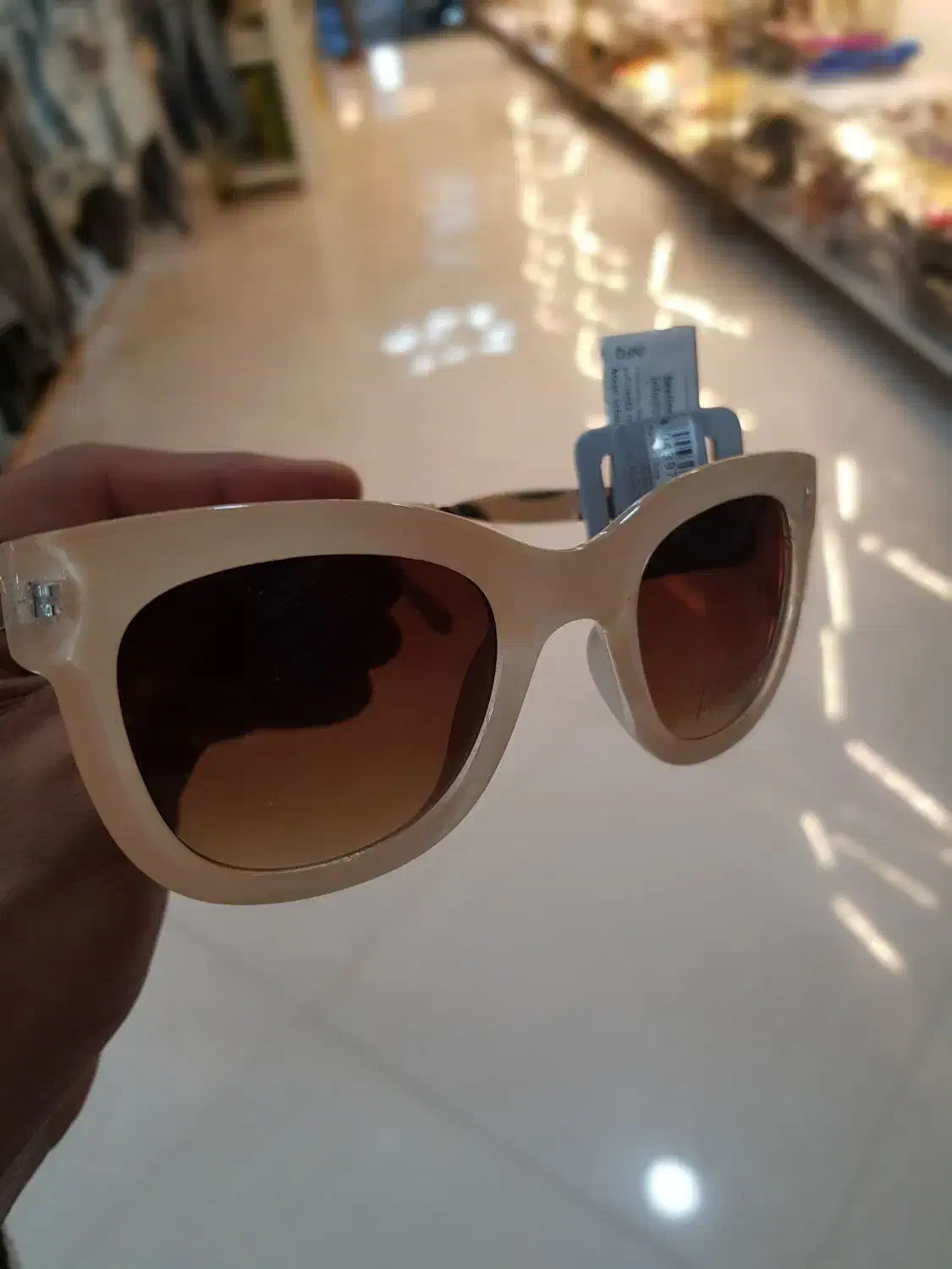 عینک آفتابی وارداتی|زیورآلات و اکسسوری|قم, نوبهار|دیوار