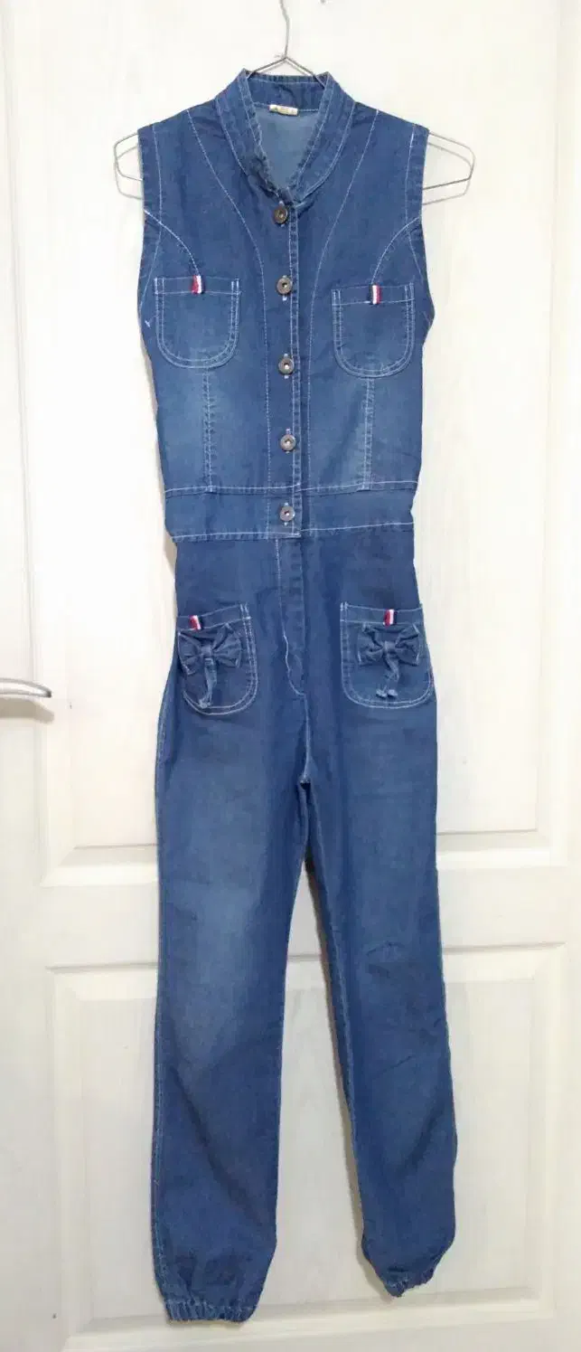 شلوار جین سفید و زغالی و بیلرسوت|کفش و لباس بچه|شیراز, نصر|دیوار