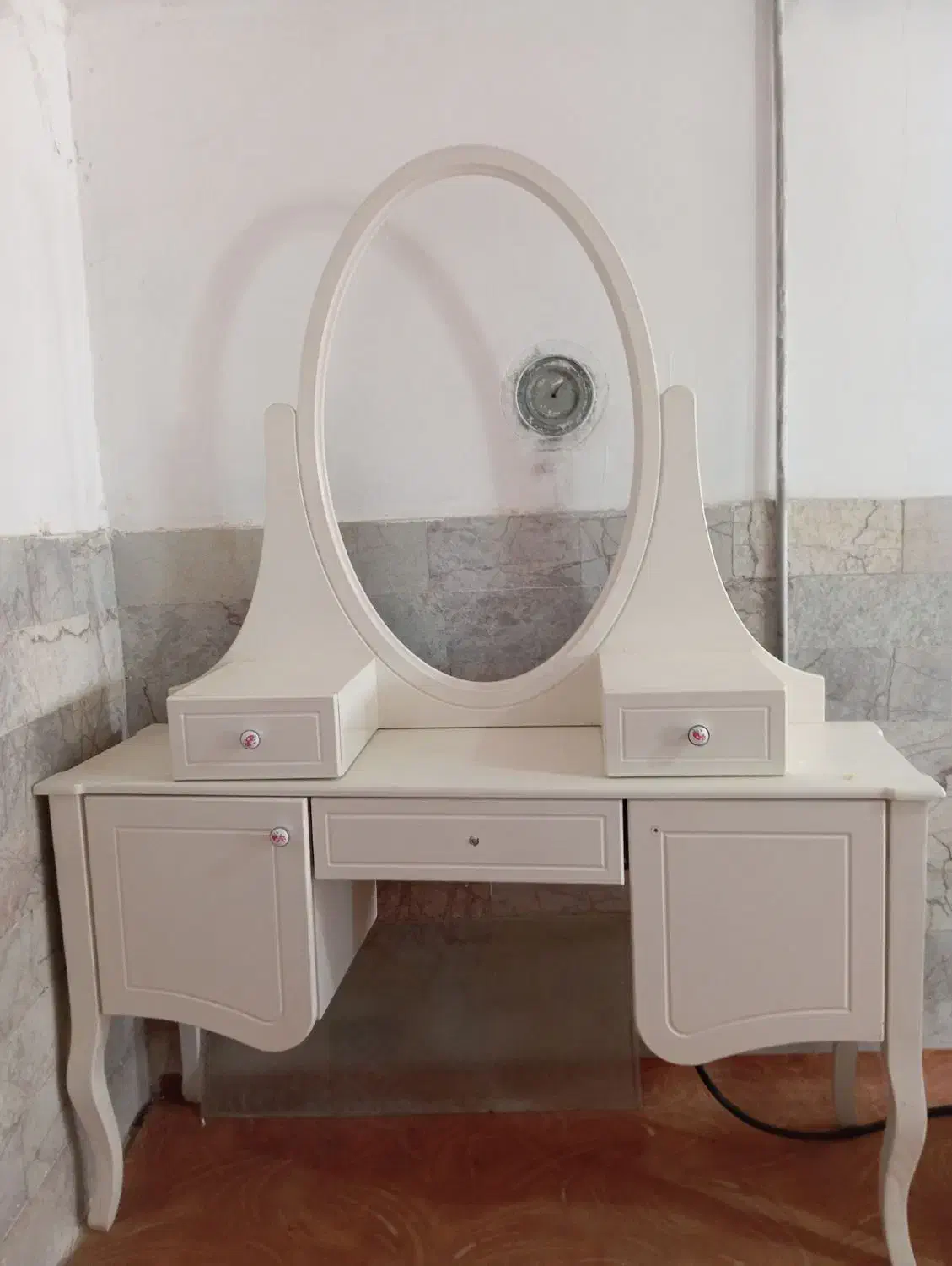 دراور|جاکفشی، کمد، دراور|گناباد, |دیوار