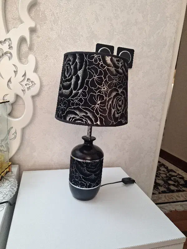 دوعدد آباژور کاملا سالم هرعدد ۸۰۰ هزار تومن|چراغ خواب و آباژور|اندیشه, اندیشه فاز ۴|دیوار