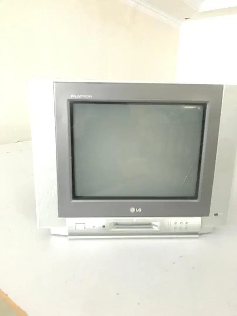 تلویزیون رنگیLG|تلویزیون و پروژکتور|فردیس, شهرک وحدت|دیوار