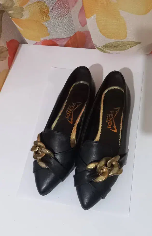 کفش زنانه سایز ۳۸|کیف، کفش، کمربند|صومعه‌سرا, |دیوار