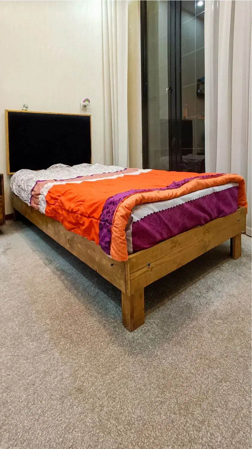 تختخواب یک نفره و دو نفره|تخت و سرویس خواب|اصفهان, باب الدشت|دیوار