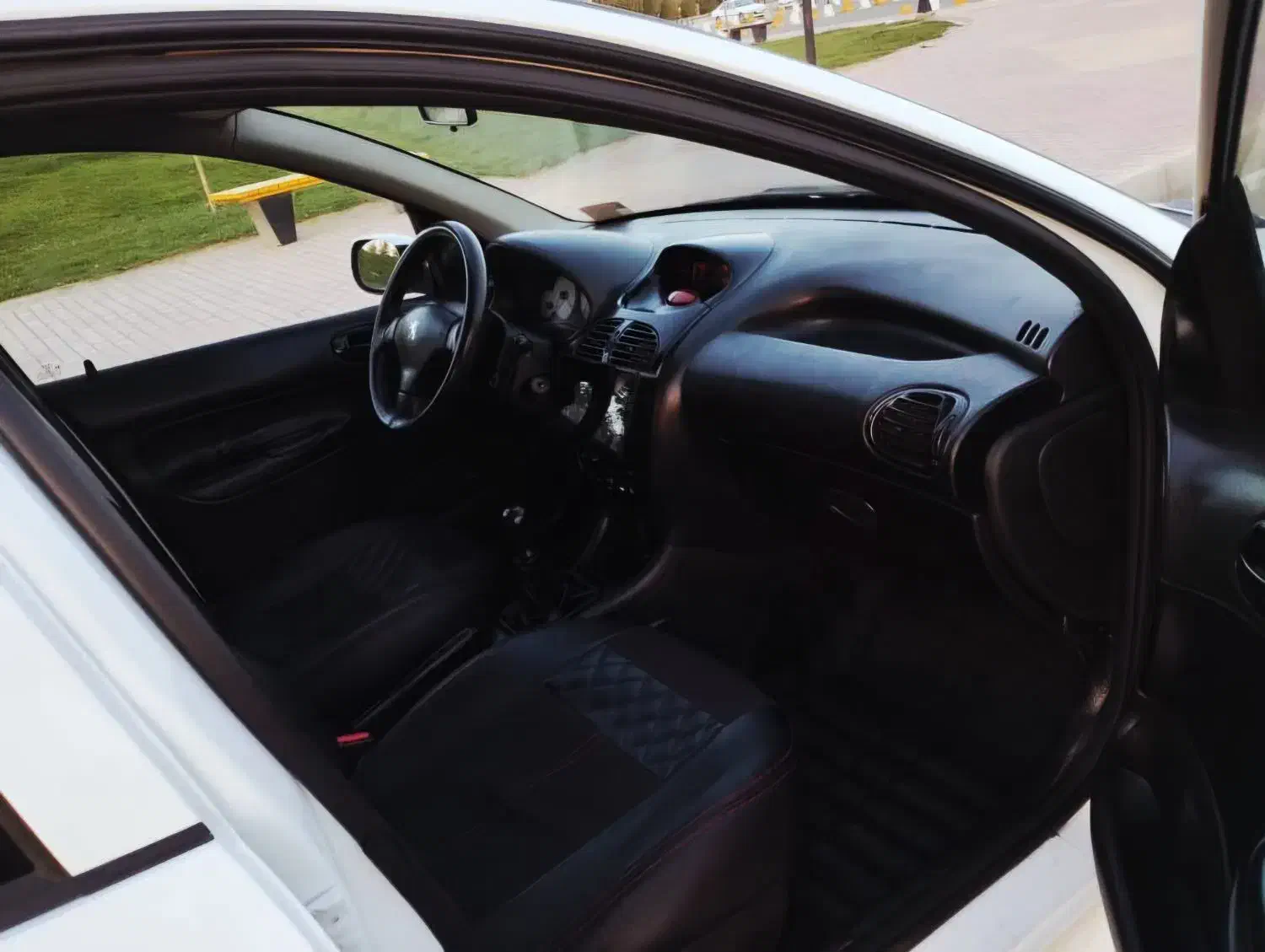 206 tu5|خودرو سواری و وانت|آباده, |دیوار