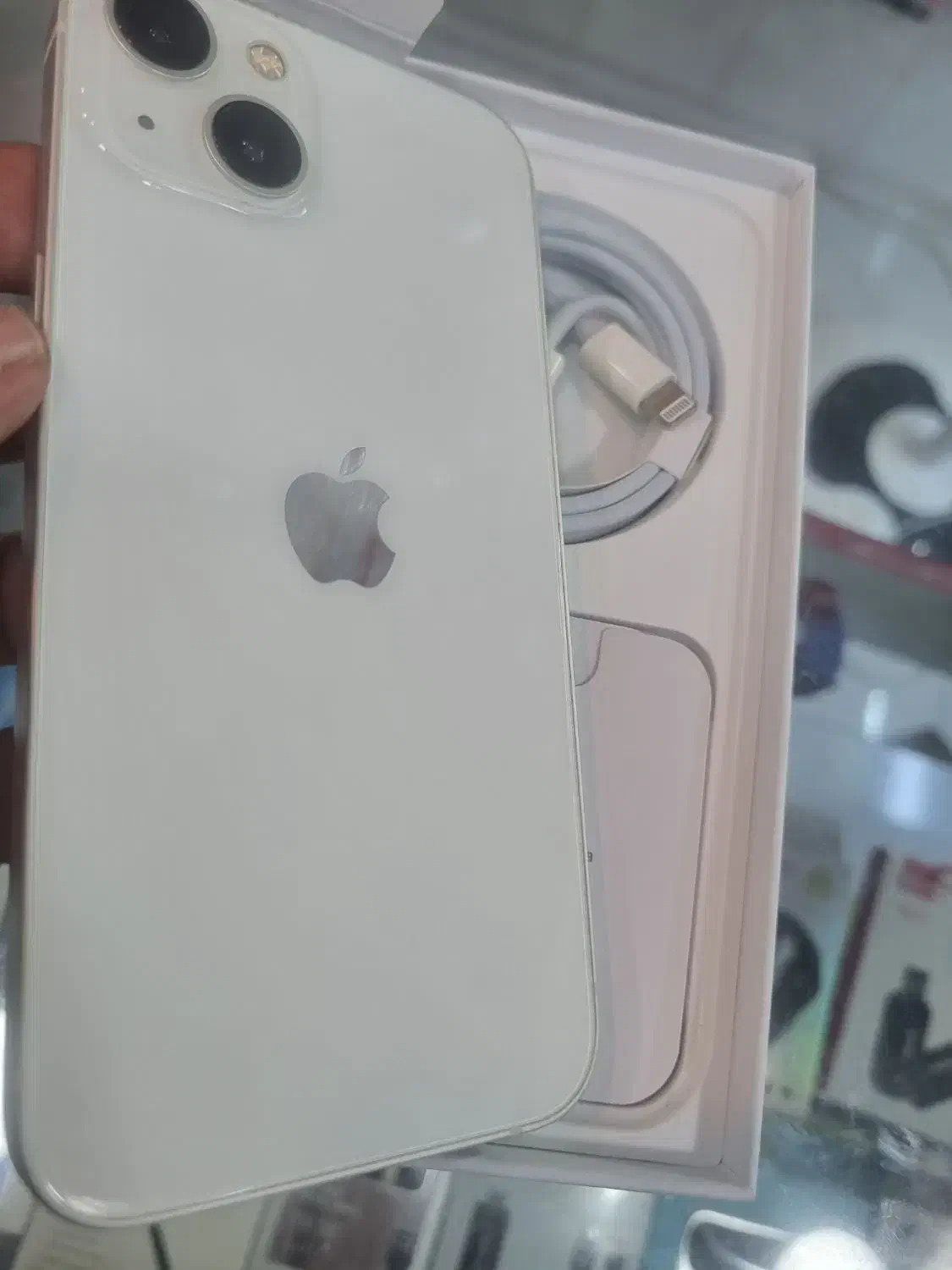 اپل iPhone 13 با حافظهٔ ۱۲۸ گیگابایت|موبایل|اهواز, کوی شهروند|دیوار