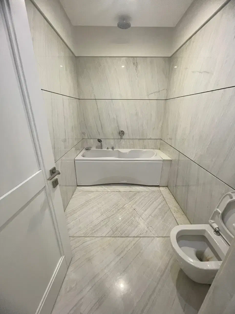 فلسطین ۱۸۵متر/تکواحد جنوبی/خوش نقشه/نورگیرعالی|فروش آپارتمان|مشهد, راهنمایی|دیوار