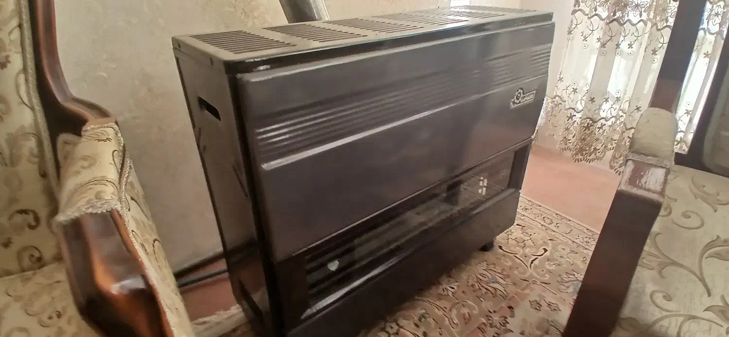 بخاری بزرگ کاملا سالم|بخاری، هیتر، شومینه|تبریز, |دیوار