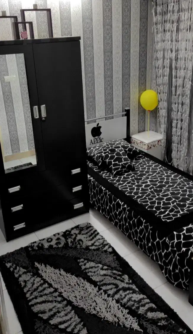 تخت کمد پرده قالیچه|تخت و سرویس خواب|ورامین, ورامین|دیوار