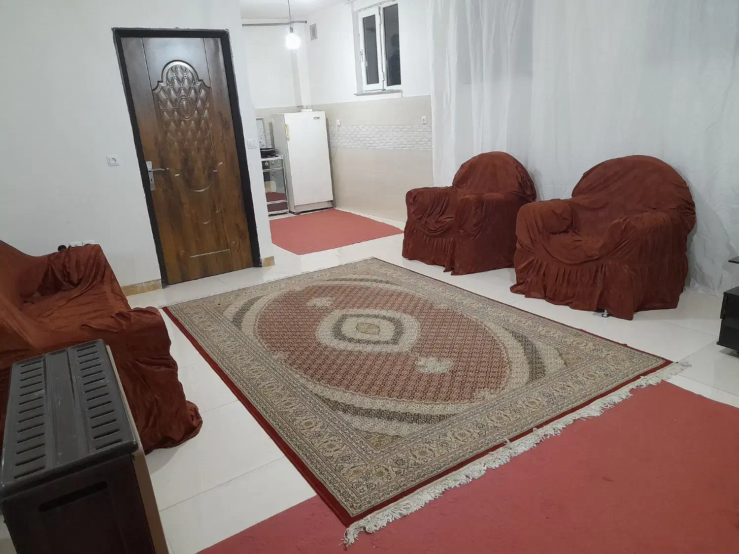 سوییت همکف تک خواب دربست|اجارهٔ کوتاه‌مدت آپارتمان و سوئیت|اردبیل, |دیوار