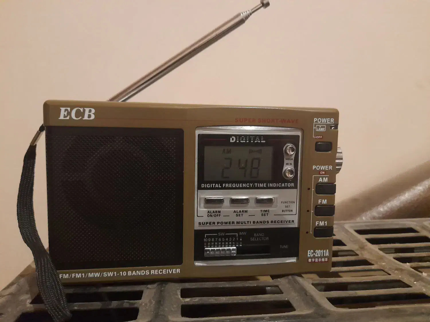 رادیو قدیمی|کلکسیون و سرگرمی|اسفراین, |دیوار