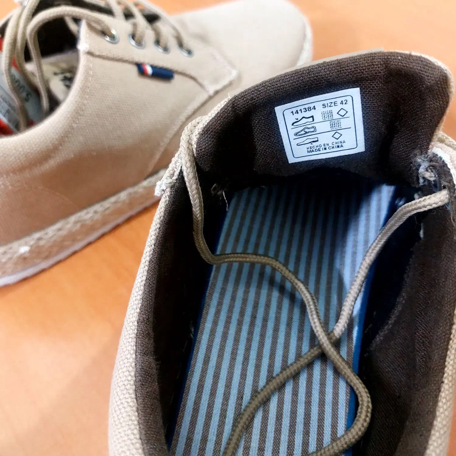 کفش مردانه اسپرت|کیف، کفش، کمربند|هشتگرد, شهرک راه آهن|دیوار