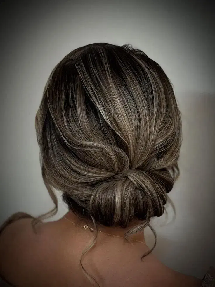 جذب نیرو در سالن زیبایی|استخدام درمانی، زیبایی، بهداشتی|لاهیجان, امیرشهید|دیوار