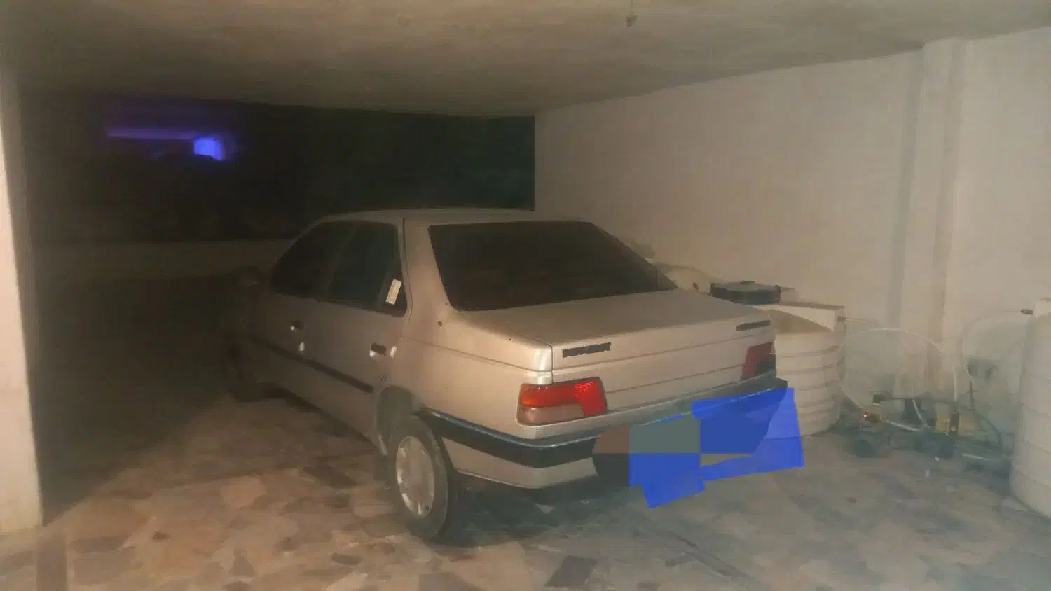 پژو ۴۰۵|خودرو سواری و وانت|کیش, |دیوار