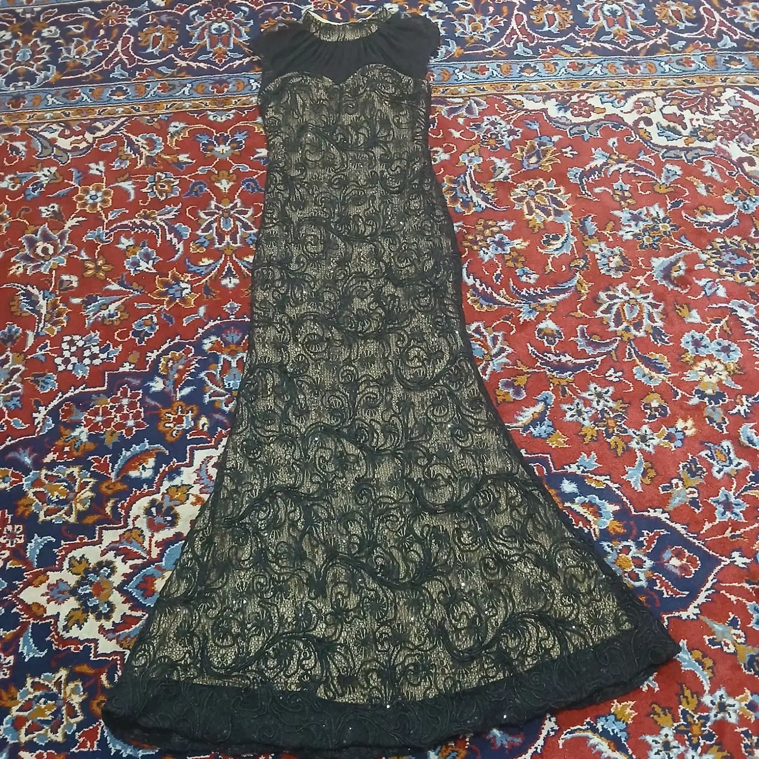 پیراهن مجلسی|لباس|ملایر, |دیوار