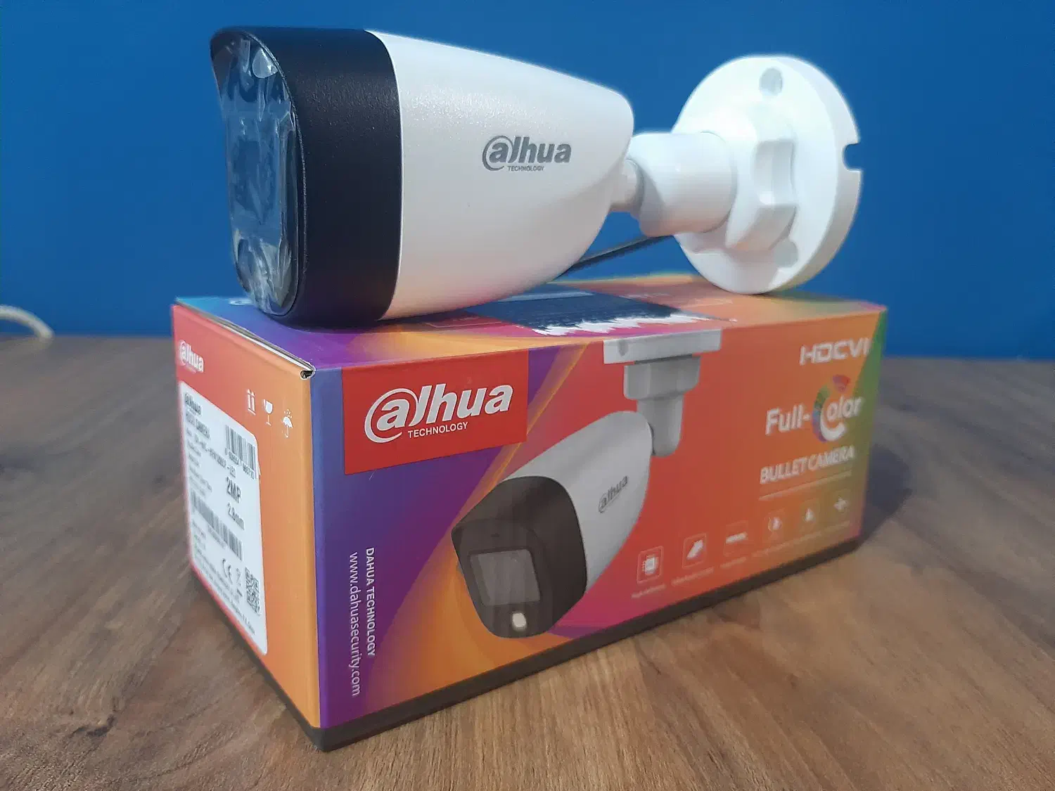 دوربین مداربسته داهوآ با صدا و دید در شب رنگی|دوربین مداربسته|رشت, منظریه|دیوار