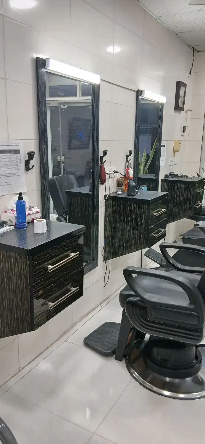 لوازم آرایشگاه|آرایشگاه و سالن‌های زیبایی|آزادشهر, |دیوار