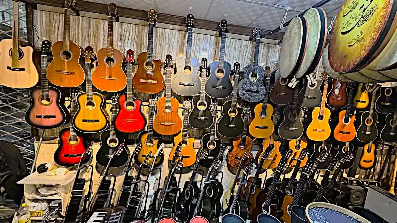 گیتار یاماها پارسی دیاموند/سیم/کاور/هاردکیس/پیک|گیتار، بیس، امپلیفایر|مشهد, حجاب (شهرک غرب)|دیوار