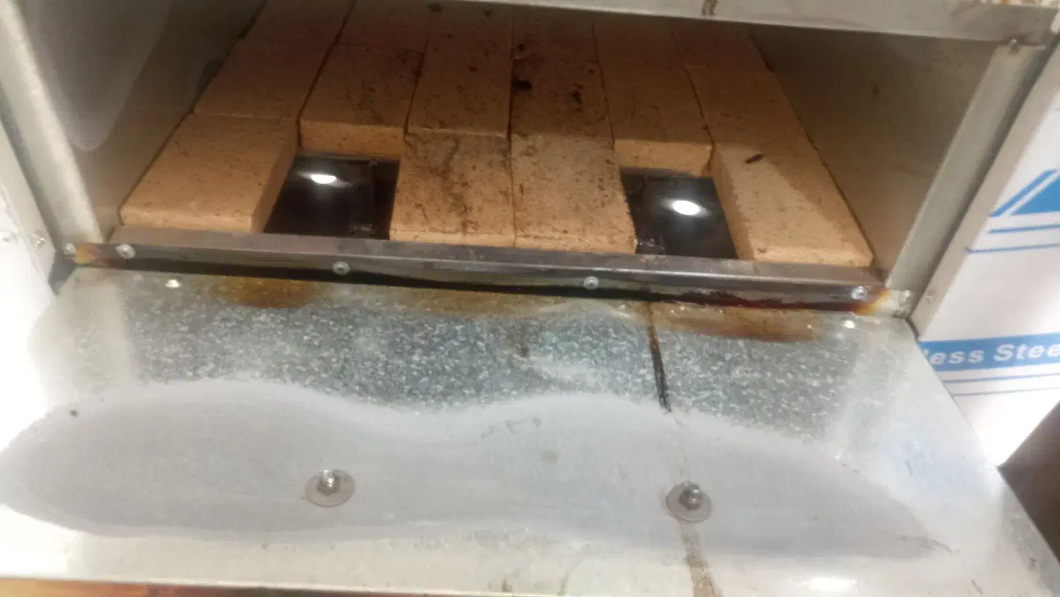 فر ساندویچ و پیتزا|کافی‌شاپ و رستوران|رشت, کوی حسینی|دیوار