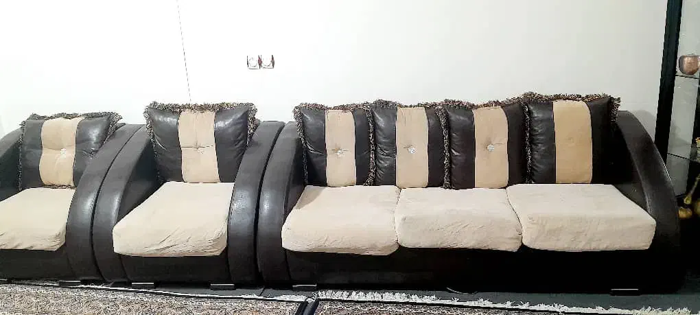 مبل ۷ نفره با میز|مبلمان خانگی و میز عسلی|خوی, |دیوار