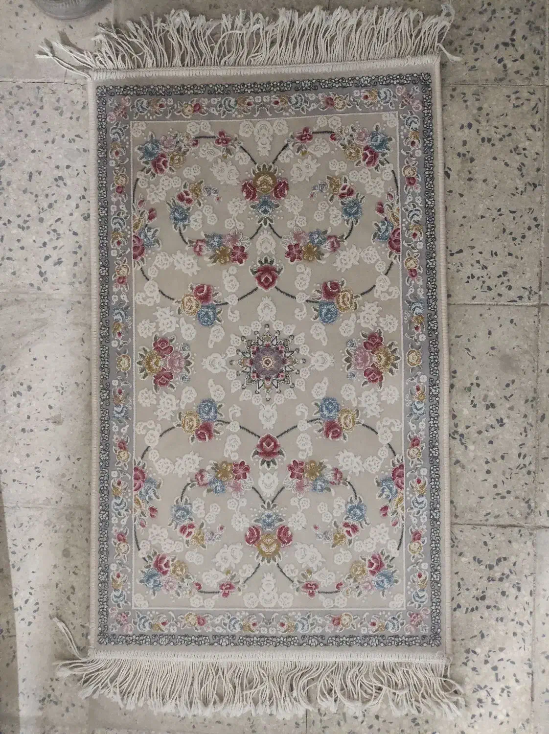 فرش و پادری|فرش|ورامین, ورامین|دیوار