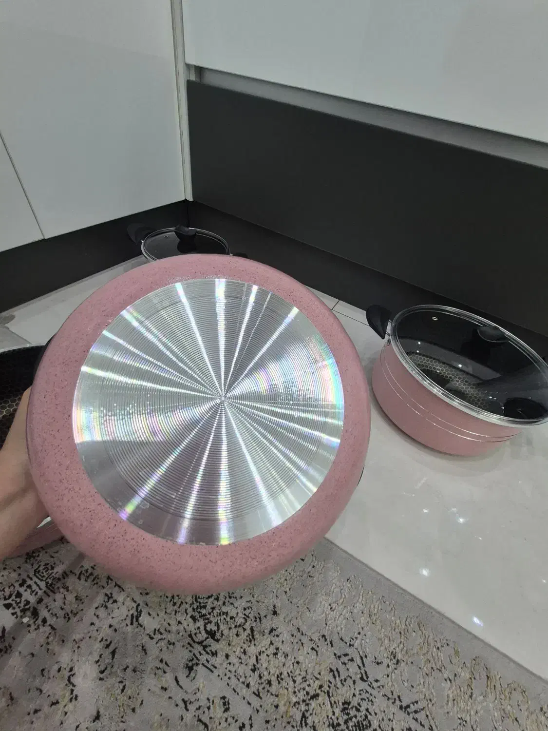 قابلمه|ظروف پختوپز|اندیشه, اندیشه فاز ۱|دیوار