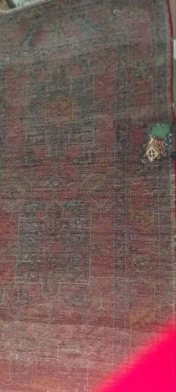 یک عدد فرش کناره دستباف یک و نیم در سه متر|فرش|تبریز, |دیوار