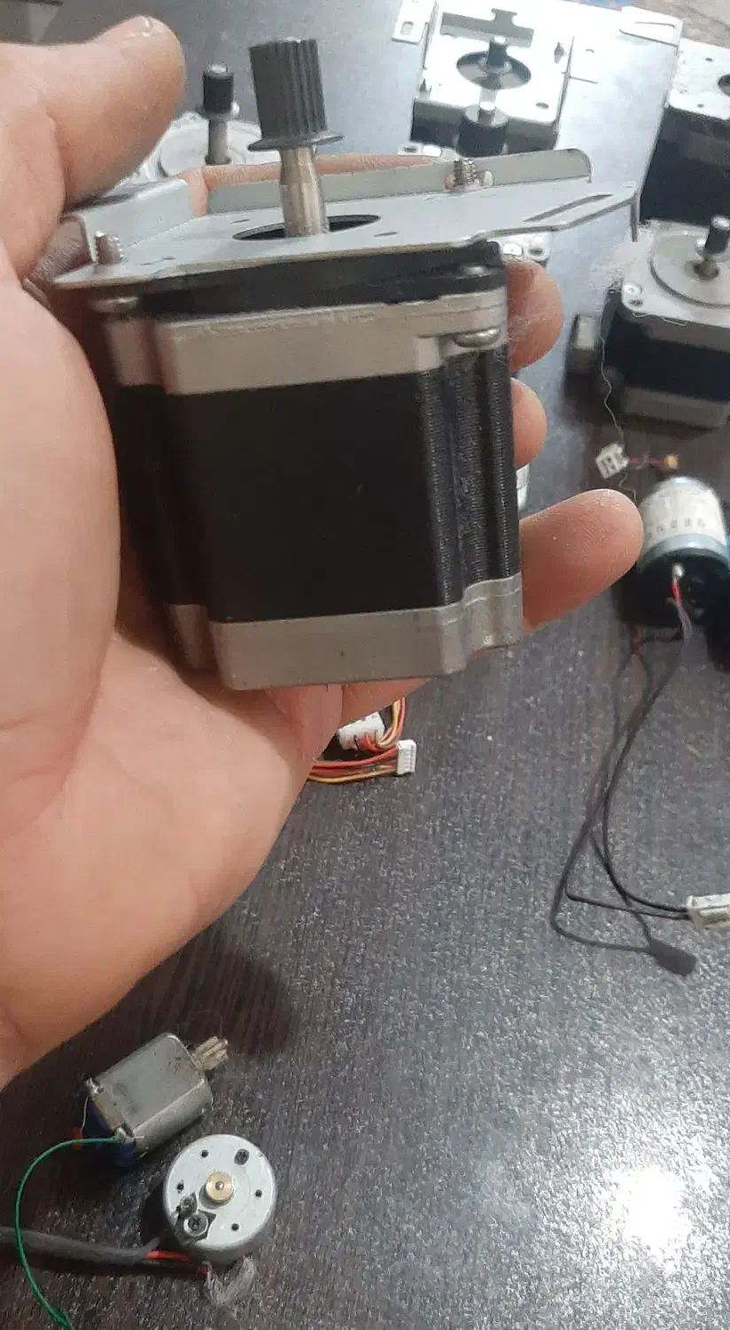 استپ موتور درحد|قطعات و لوازم جانبی رایانه|قم, ولیعصر|دیوار