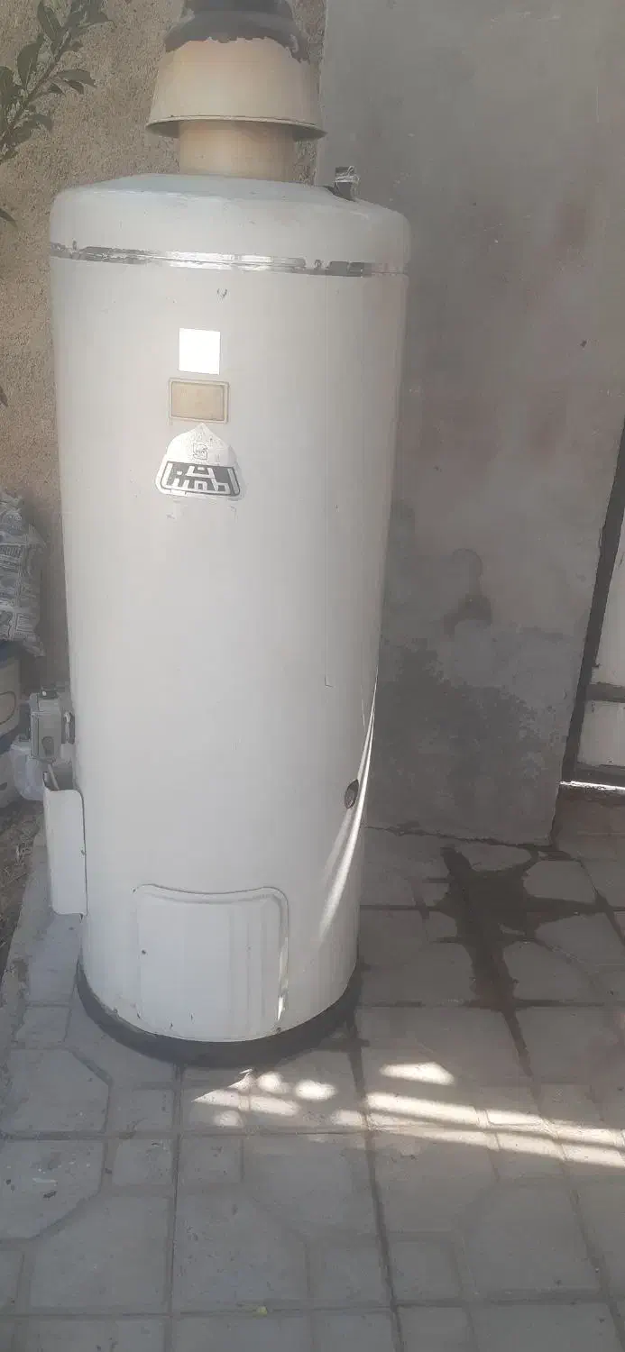 آبگرمکن مخزن دار|آبگرمکن، پکیج، شوفاژ|فیروزآباد (فارس), |دیوار