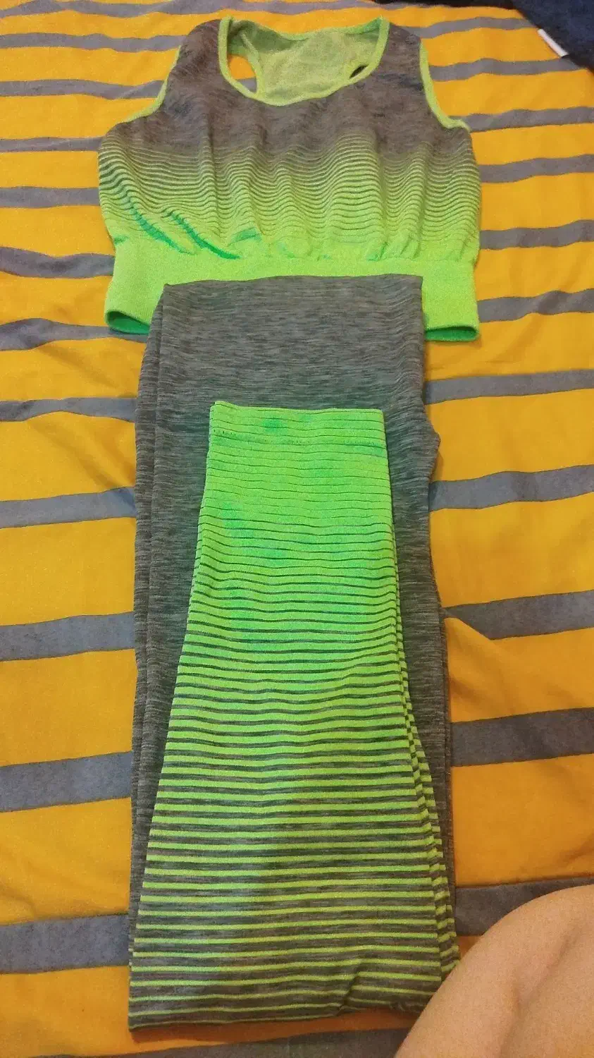 تعدادی لباس نو|لباس|شیراز, شهرک ترکان|دیوار