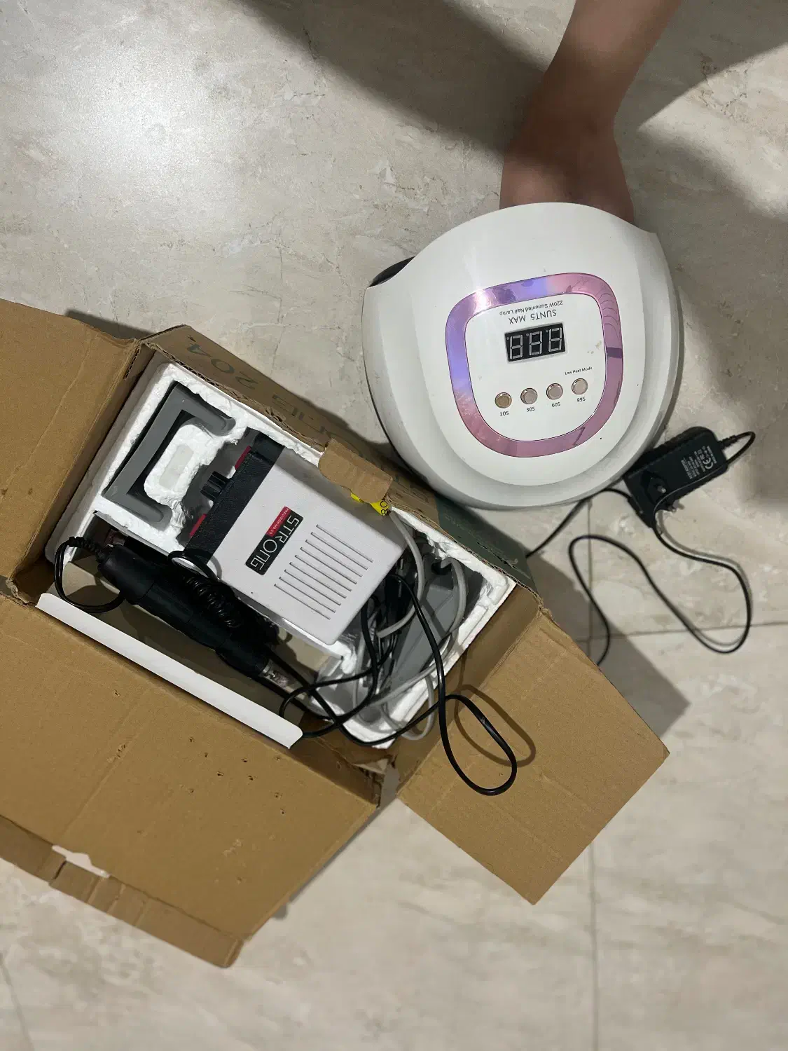 سوهان برقی استرانگ و دستگاه یو وی|آرایشی، بهداشتی، درمانی|رشت, سعدی (تختی)|دیوار