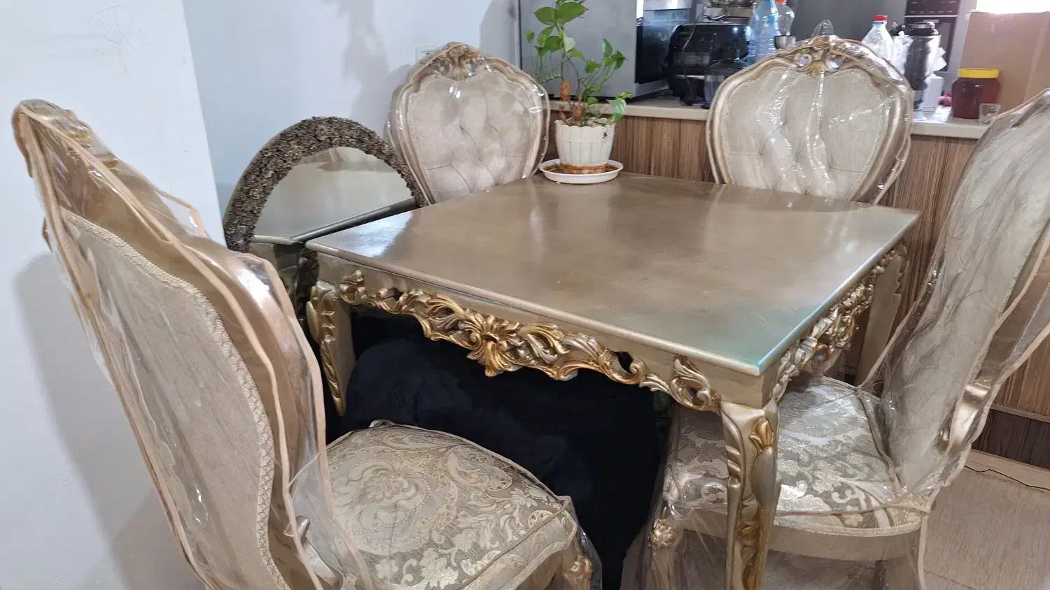 میز ناهارخوری ۴ نفره|میز و صندلی غذاخوری|گرگان, |دیوار