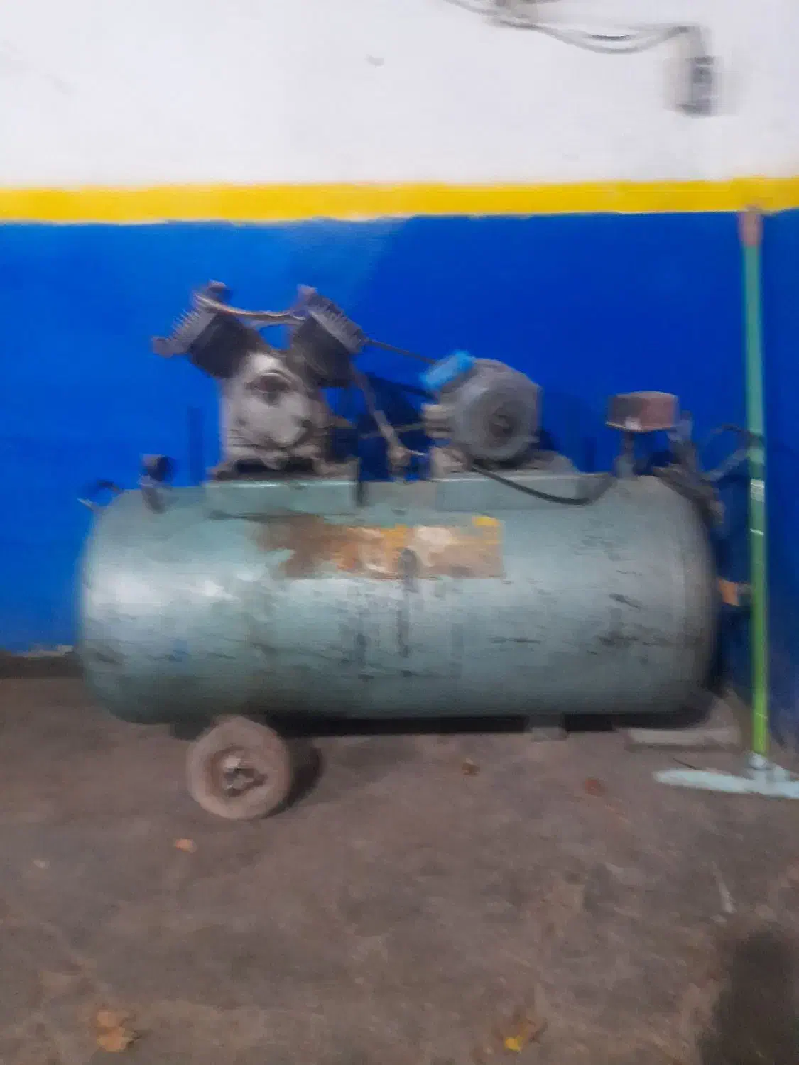 پمپ باددوسیلند|ماشین‌آلات صنعتی|کوهین, |دیوار