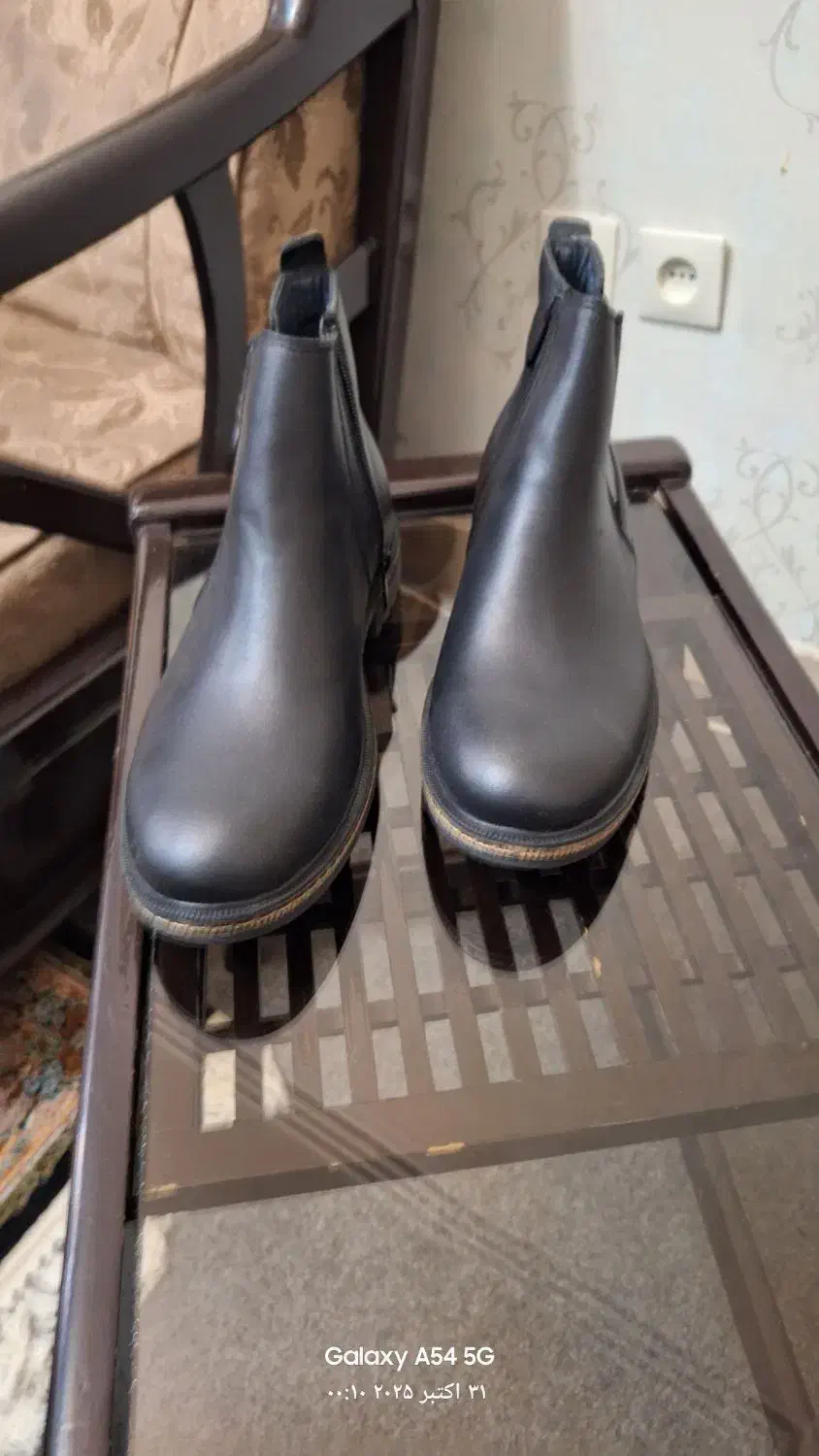 نیم بوت چرم تبریز۴۲|کیف، کفش، کمربند|اندیشه, شهرک کوثر|دیوار