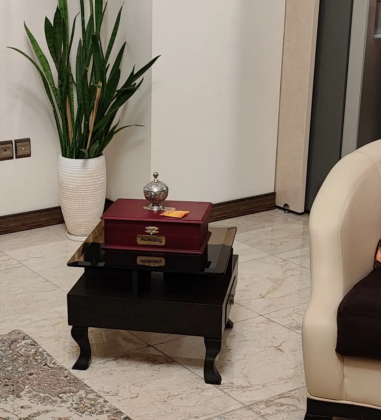 میز جلومبلی چوبی آنتیک|مبلمان خانگی و میز عسلی|تهران, پونک|دیوار