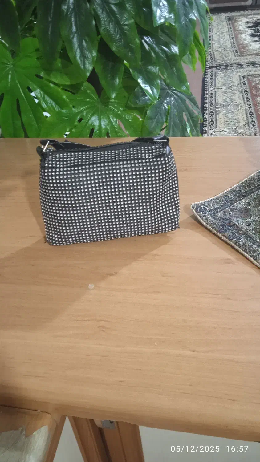 کیف|کیف، کفش، کمربند|تایباد, |دیوار