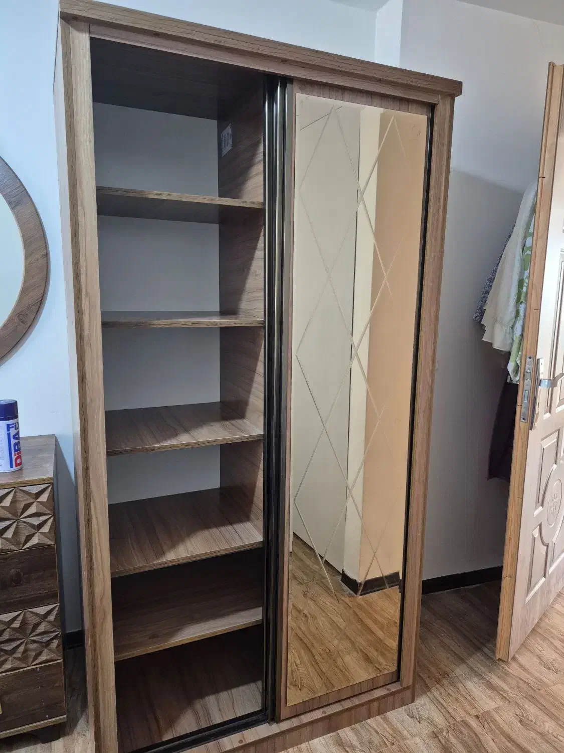 کمد دو طرفه و جادار|جاکفشی، کمد، دراور|هشتگرد, شهرک پامچال|دیوار